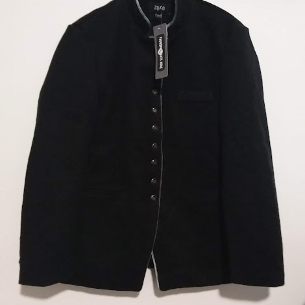 Men's Stand Up Collar Medium to Large Black Jacket Button Up Long Sleeve Pockets